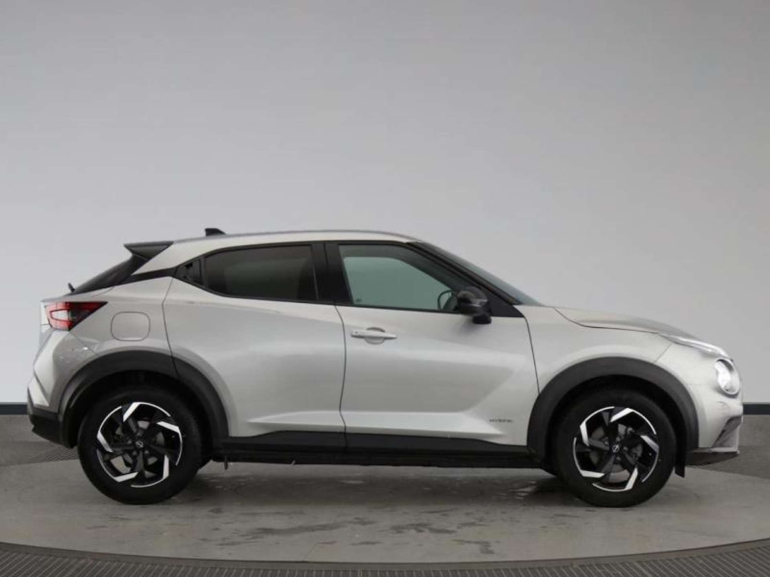 Used Nissan Juke 2022 for sale - 76628225: Photo 2