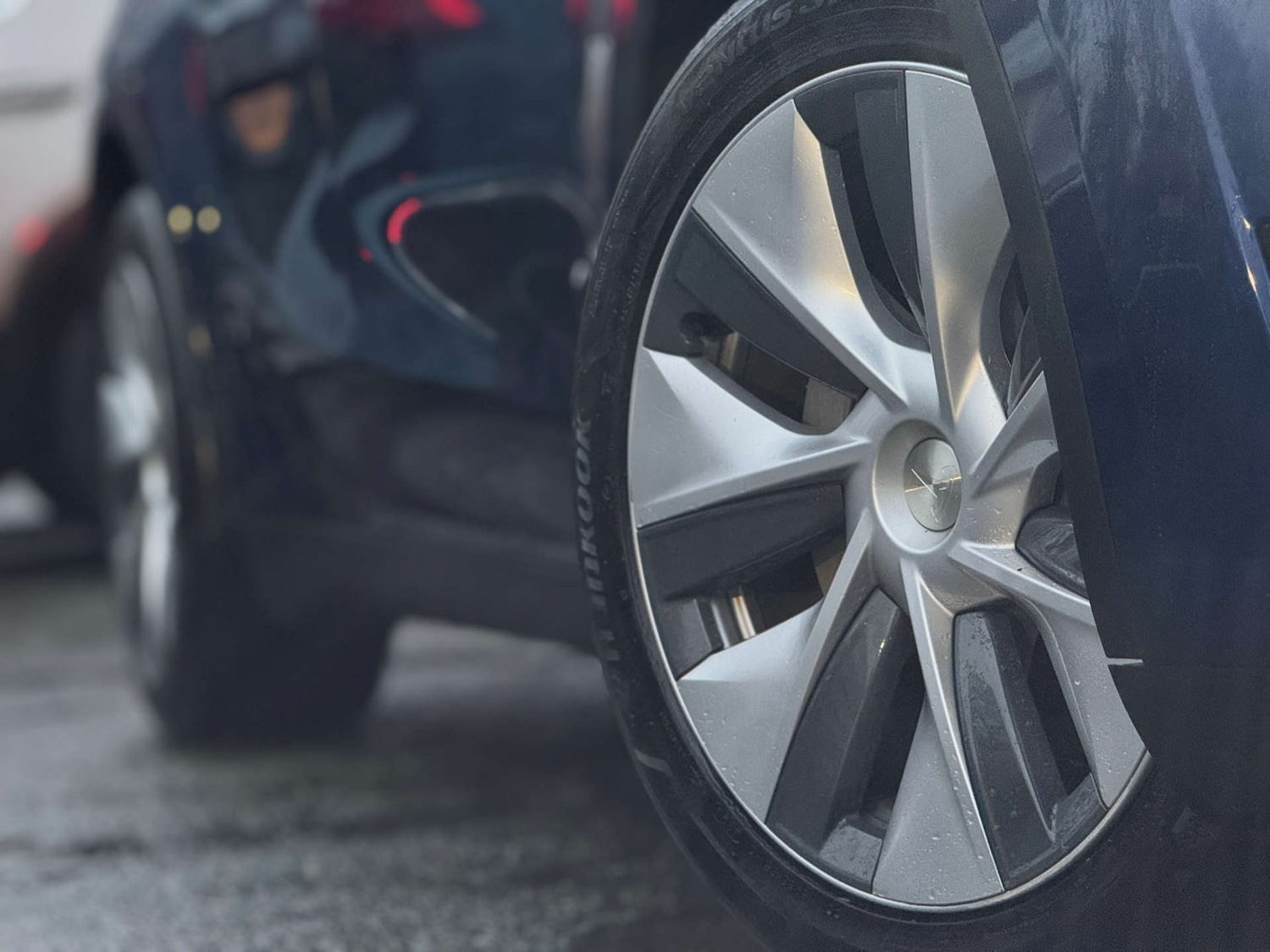 Used Tesla Model Y 2023 for sale - 77328581: Photo 18