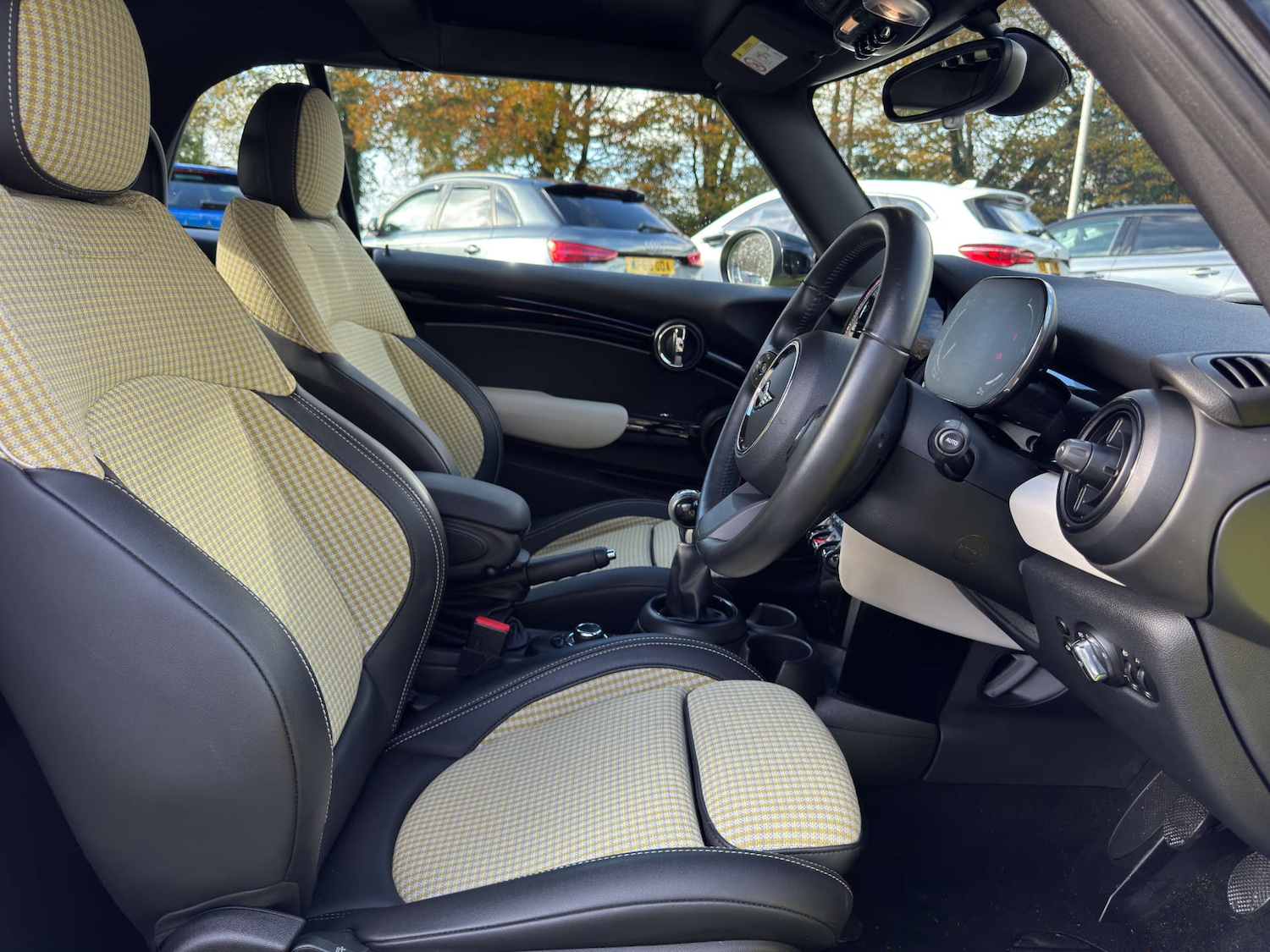 Used MINI Convertible 2022 for sale - 76469517: Photo 16