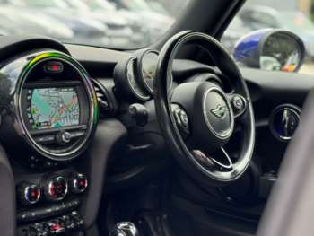 Used MINI Convertible 2018 for sale - 74840968: Photo