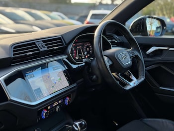 Used Audi Q3 2022 for sale - 77022329: Photo