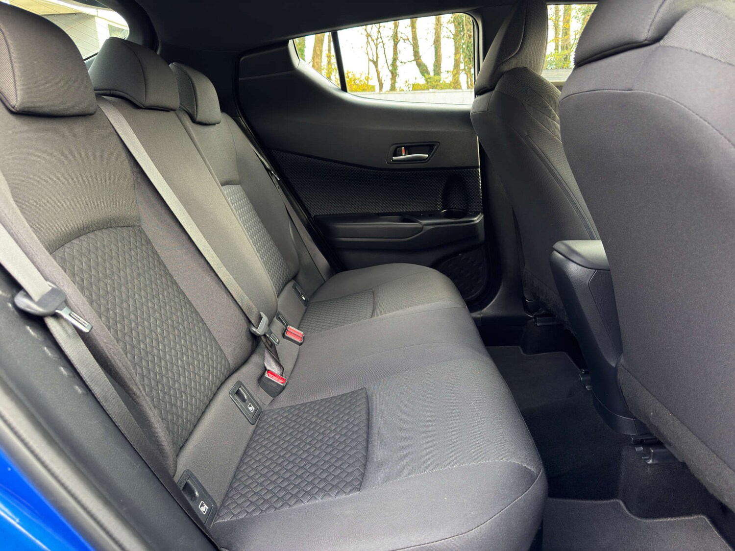 Used Toyota C-HR 2022 for sale - 76579653: Photo 15