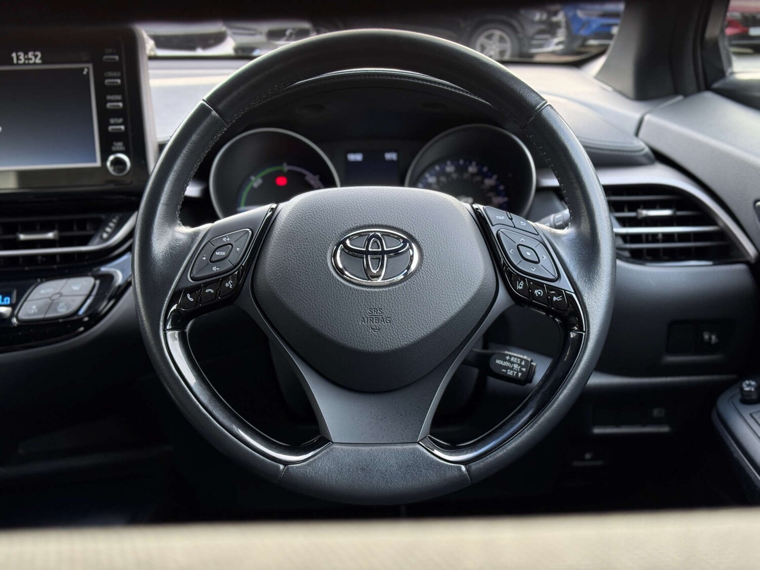 Used Toyota C-HR 2022 for sale - 76579653: Photo 21