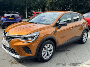 Used Renault Captur 2022 for sale - 76277733: Photo 4