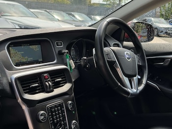 Used Volvo V40 2015 for sale - 78458875: Photo