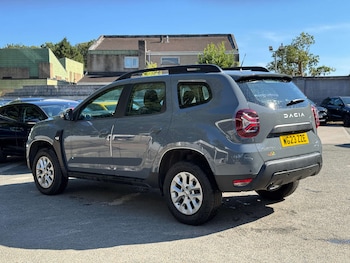 Used Dacia Duster 2023 for sale - 79460997: Photo