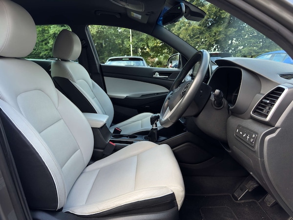 Used Hyundai TUCSON 2019 for sale - 76277724: Photo 16