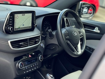 Used Hyundai TUCSON 2019 for sale - 76277724: Photo 2