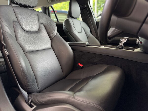 Used Volvo V60 2019 for sale - 74662431: Photo 25
