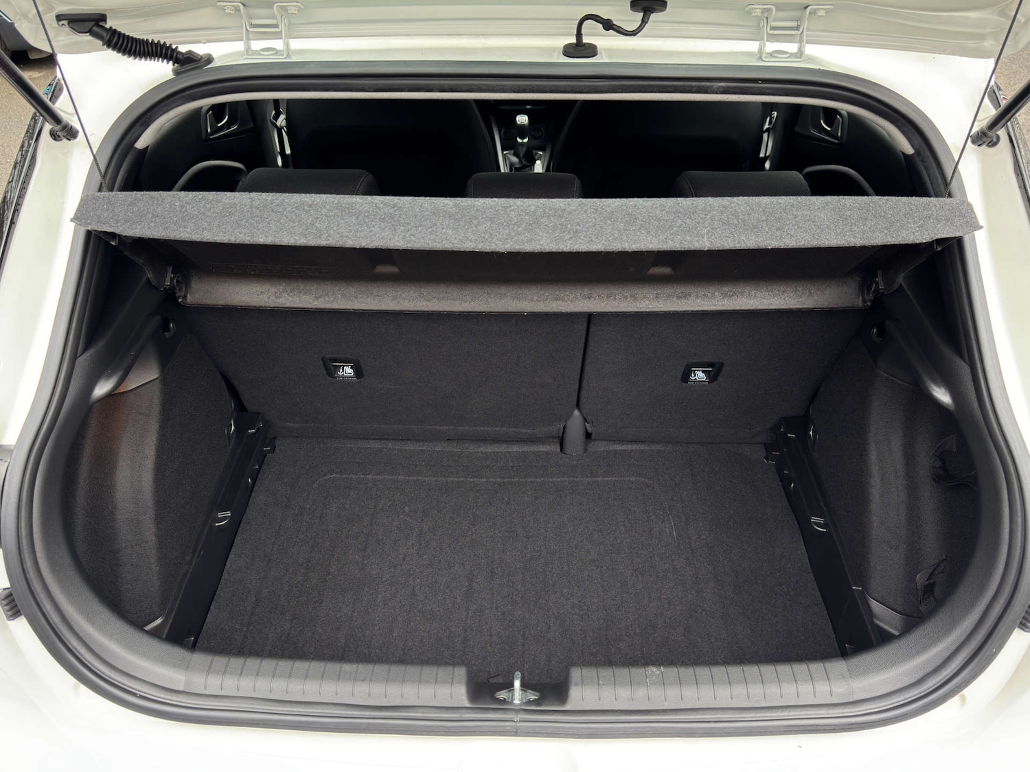 Used Hyundai i20 2018 for sale - 77749029: Photo 17