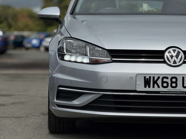 Used Volkswagen Golf 2018 for sale - 76277696: Photo 23