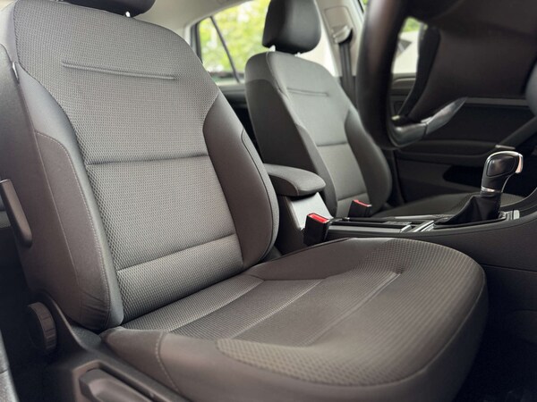 Used Volkswagen Golf 2018 for sale - 76277696: Photo 25