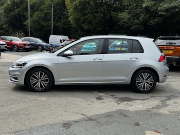 Used Volkswagen Golf 2018 for sale - 76277696: Photo 4