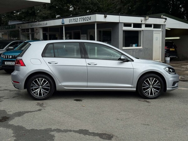 Used Volkswagen Golf 2018 for sale - 76277696: Photo 8