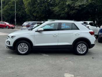 Used Volkswagen T-Roc 2023 for sale - 75026894: Photo