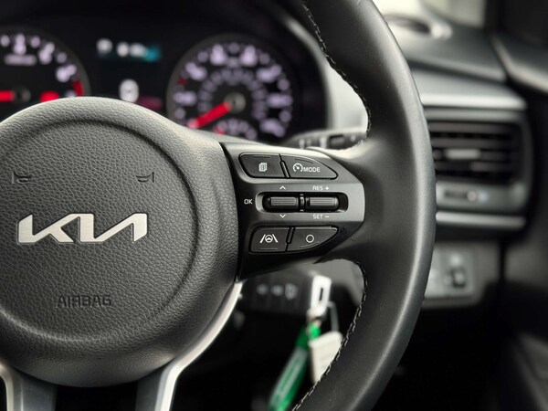 Used Kia Stonic 2022 for sale - 76277757: Photo 22