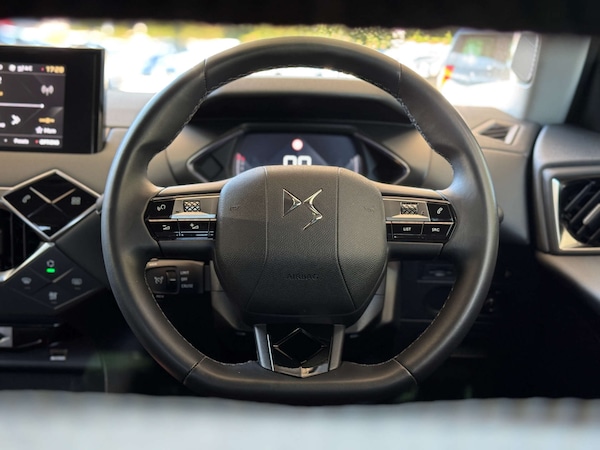 Used DS Automobiles DS 3 Crossback 2022 for sale - 75129938: Photo 16