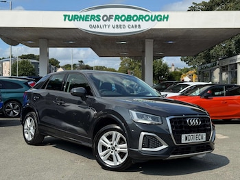 Audi - Q2