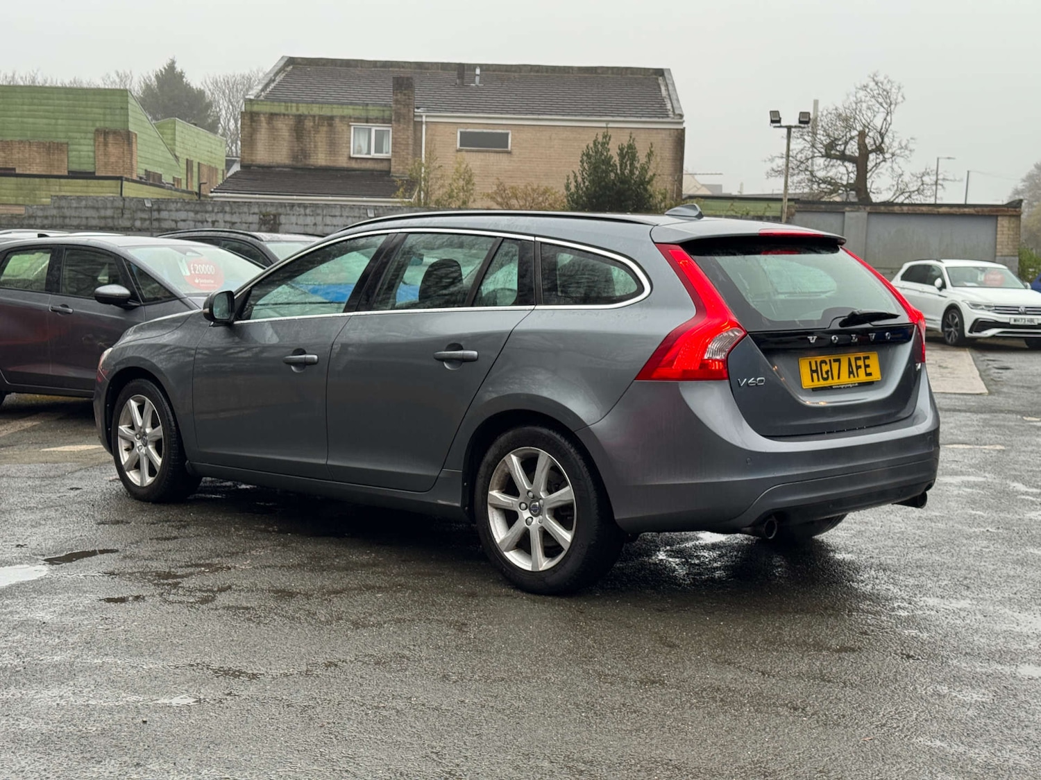 Used Volvo V60 2017 for sale - 78106687: Photo 4