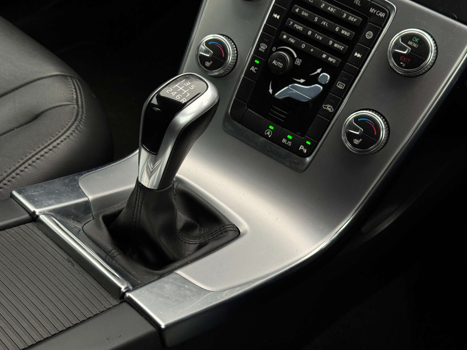 Used Volvo V60 2017 for sale - 78106687: Photo 9