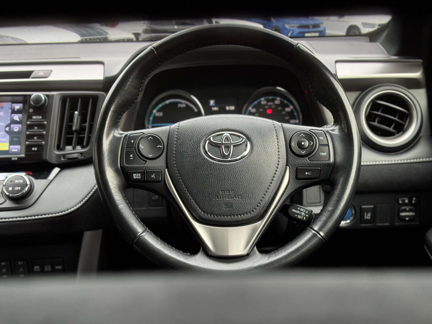 Used Toyota RAV4 2018 for sale - 76481377: Photo 21