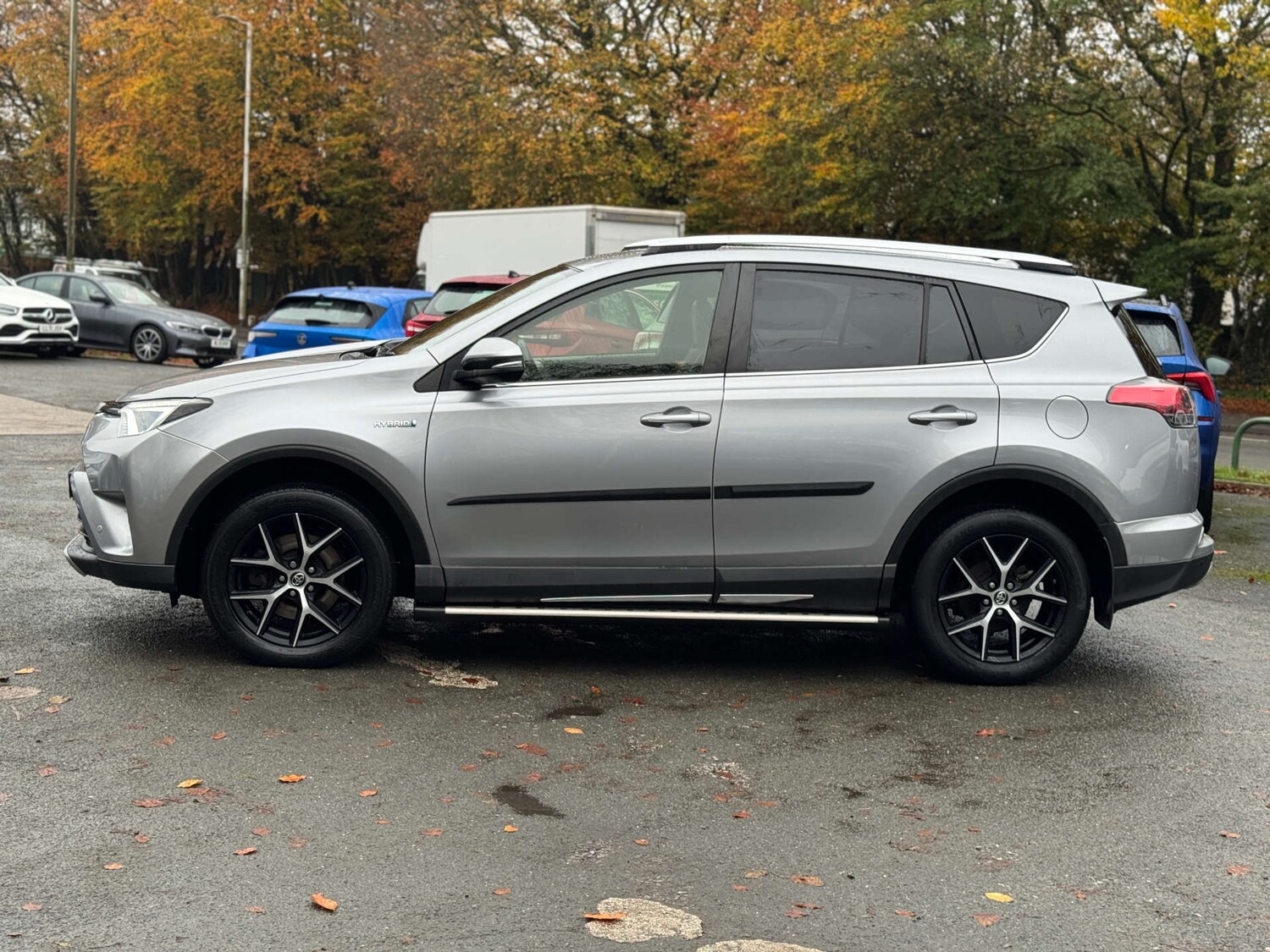 Used Toyota RAV4 2018 for sale - 76481377: Photo 4