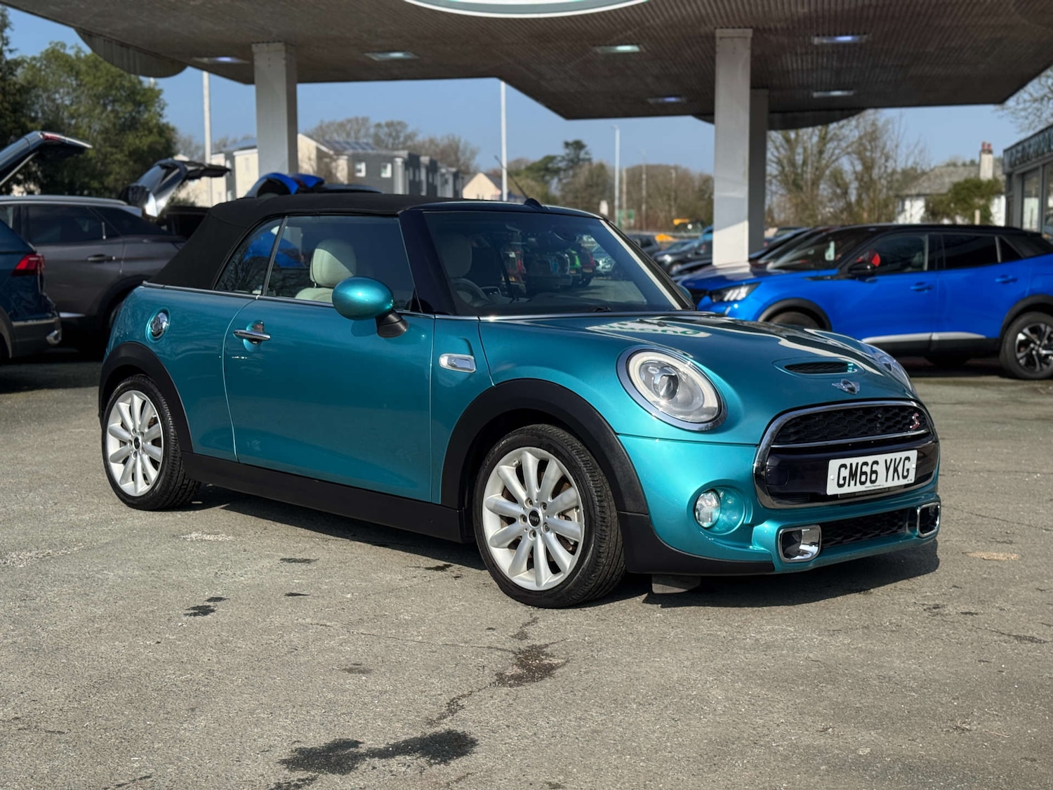 Used MINI Convertible 2016 for sale - 77749033: Photo 12