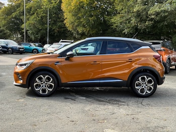 Used Renault Captur 2021 for sale - 76600637: Photo