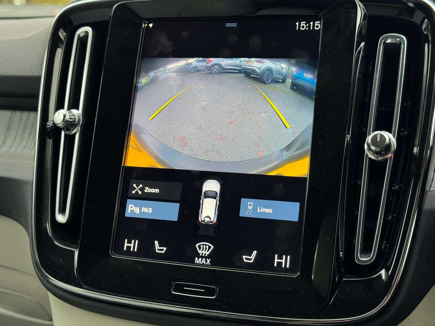 Used Volvo XC40 2020 for sale - 76829943: Photo 12