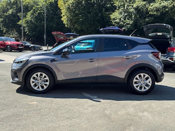 Used Renault Captur 2022 for sale - 76277701: Photo 4