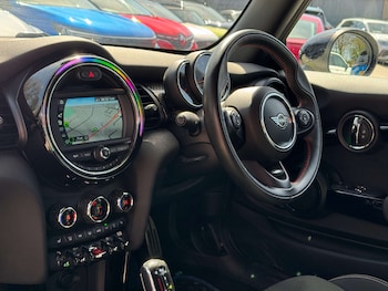 Used MINI Hatch 2019 for sale - 78154387: Photo