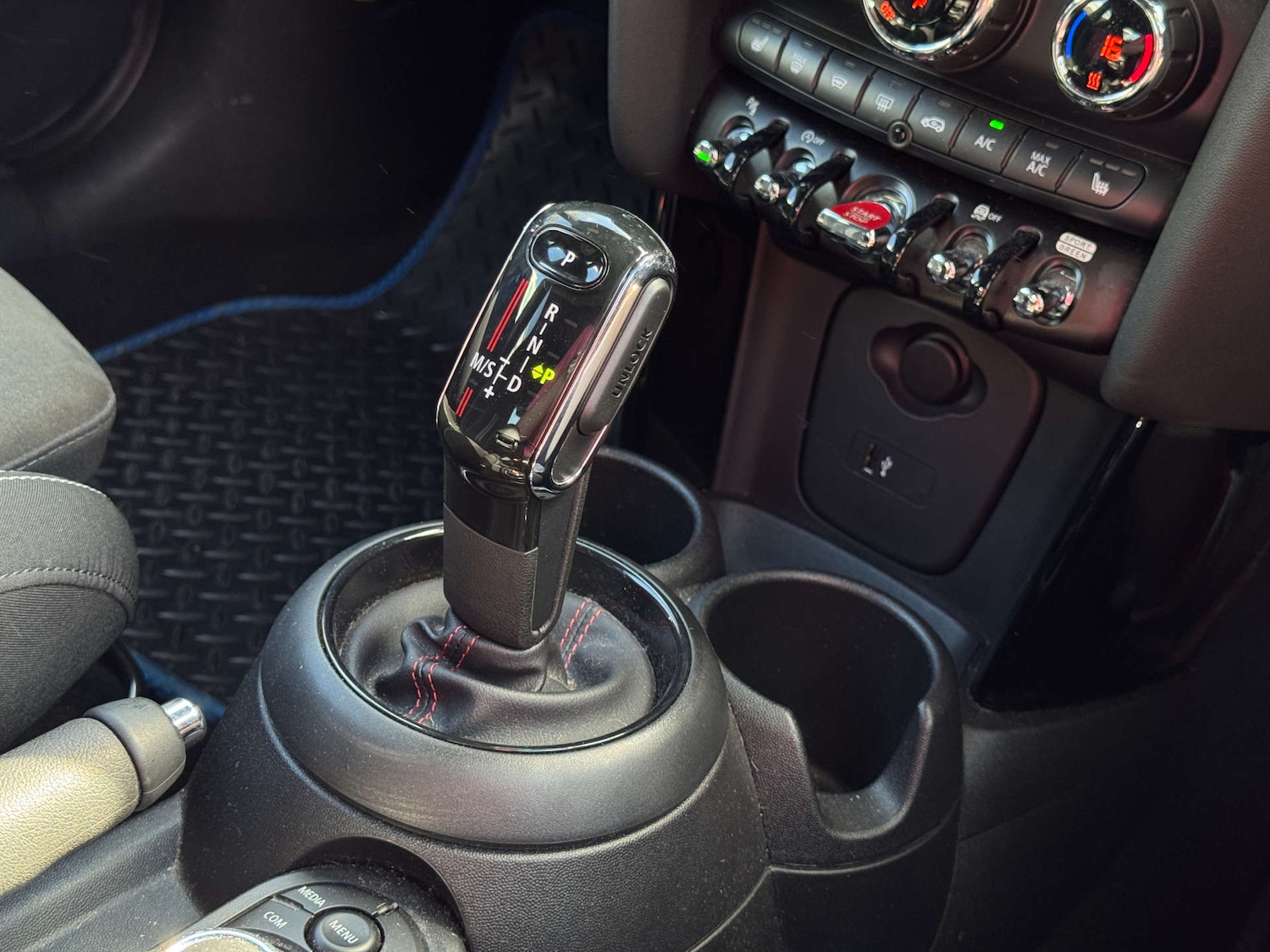 Used MINI Hatch 2019 for sale - 78154387: Photo 9