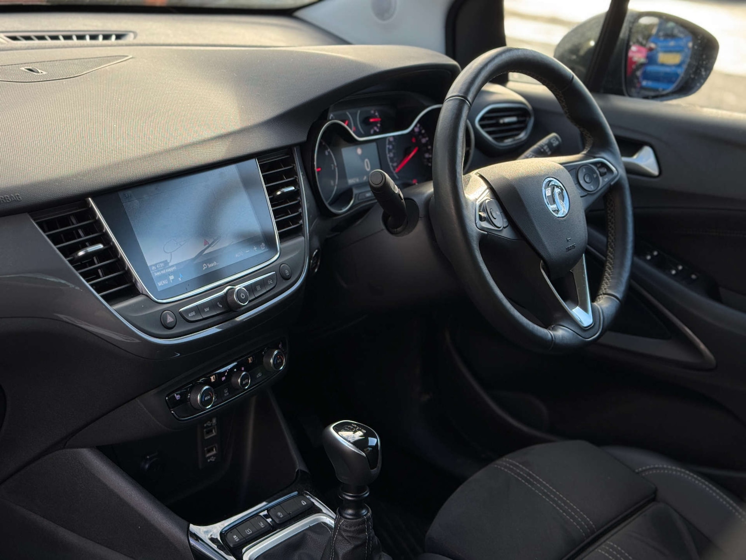 Used Vauxhall Crossland 2022 for sale - 77271566: Photo 2