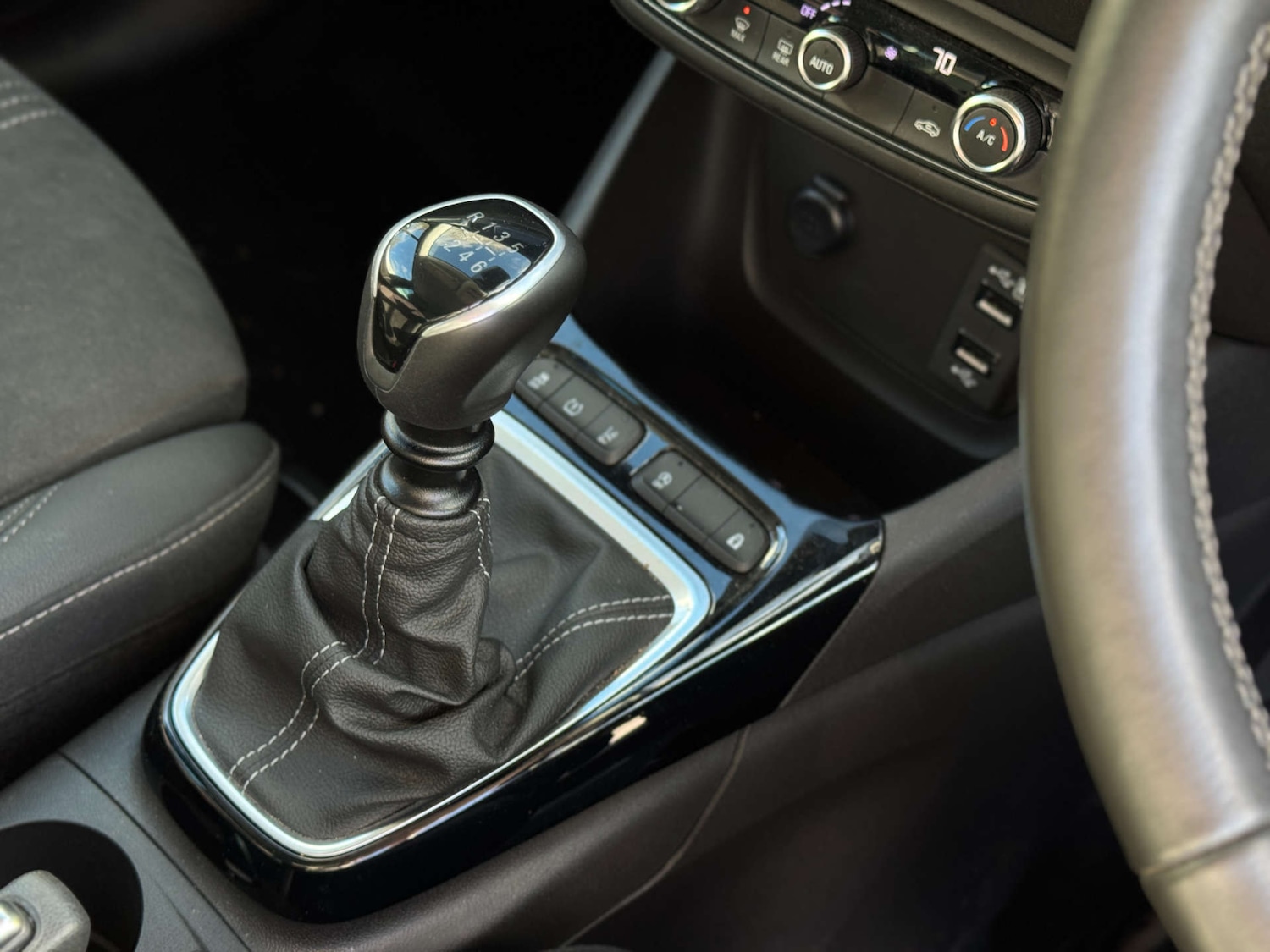 Used Vauxhall Crossland 2022 for sale - 77271566: Photo 8