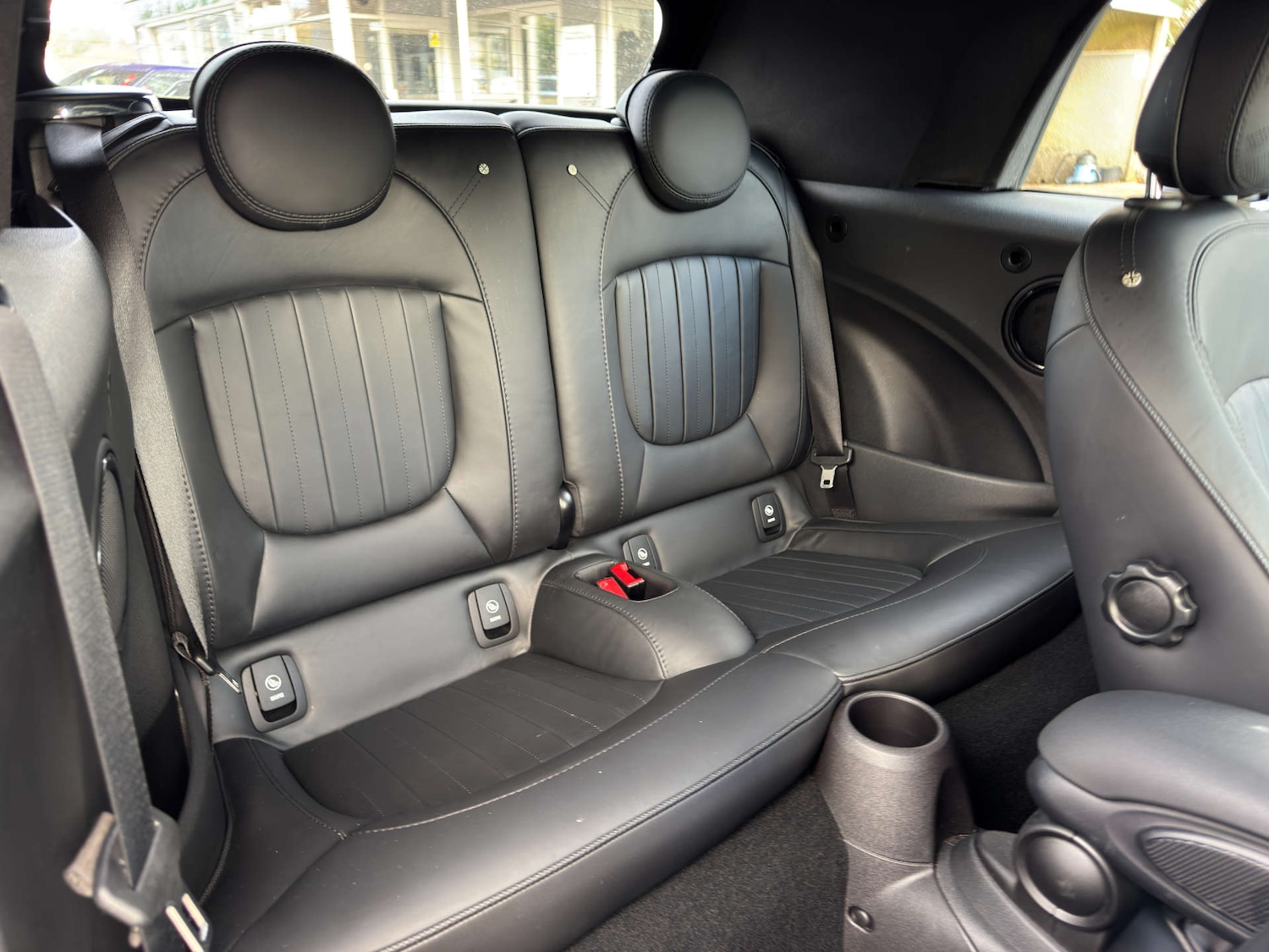 Used MINI Convertible 2022 for sale - 76469518: Photo 15