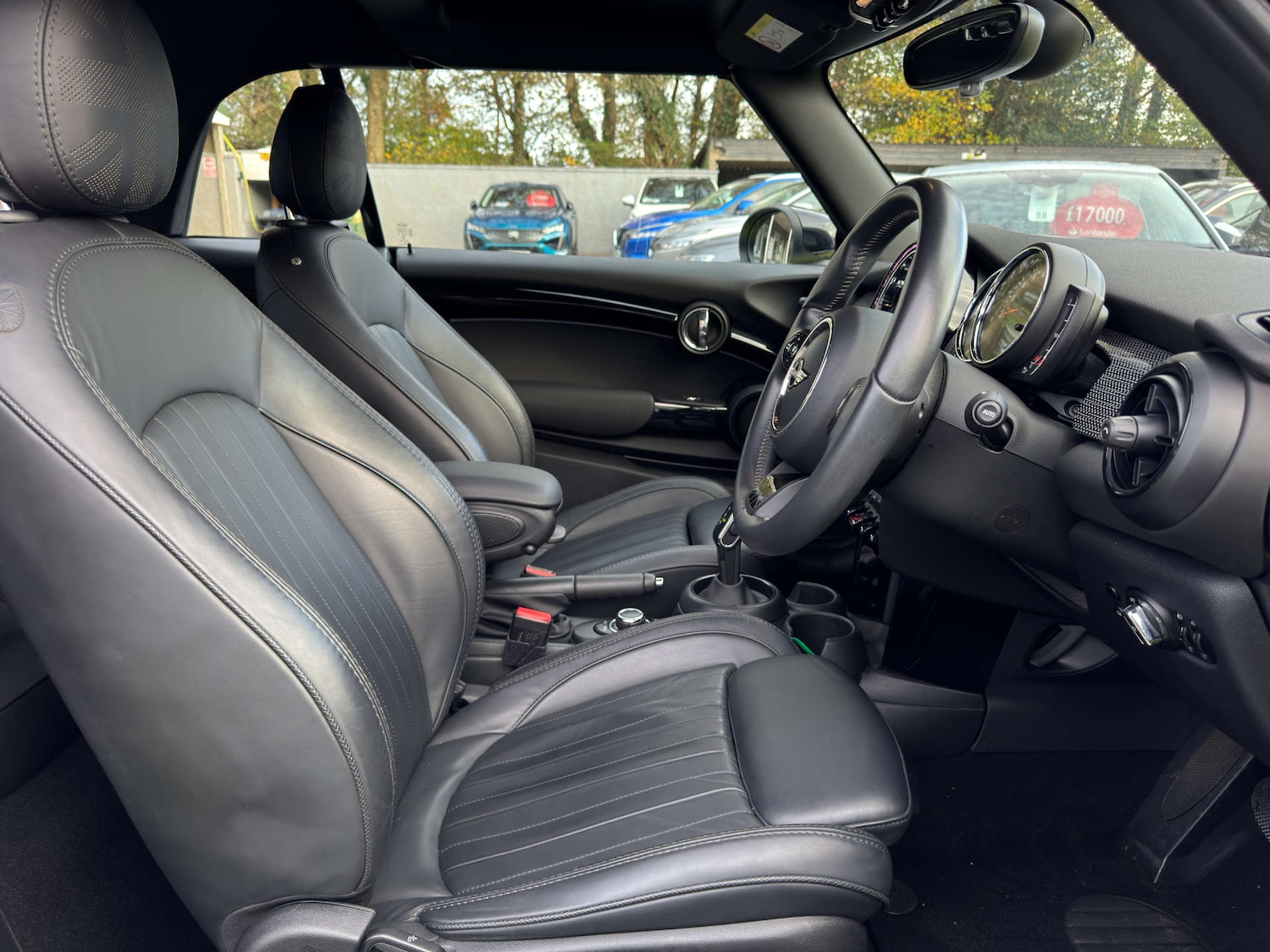 Used MINI Convertible 2022 for sale - 76469518: Photo 16