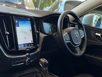 Used Volvo XC60 2019 for sale - 79549611: Photo