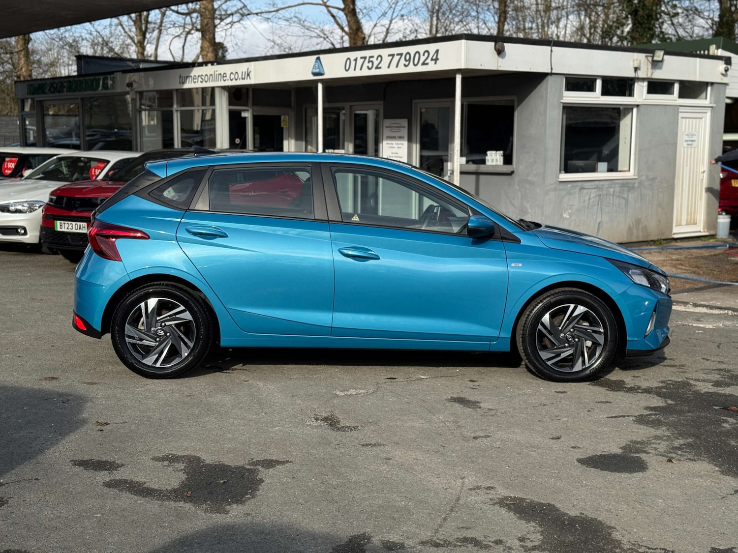 Used Hyundai i20 2023 for sale - 78016399: Photo 8