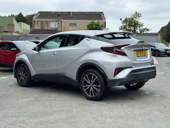 Used Toyota C-HR 2019 for sale - 78903954: Photo