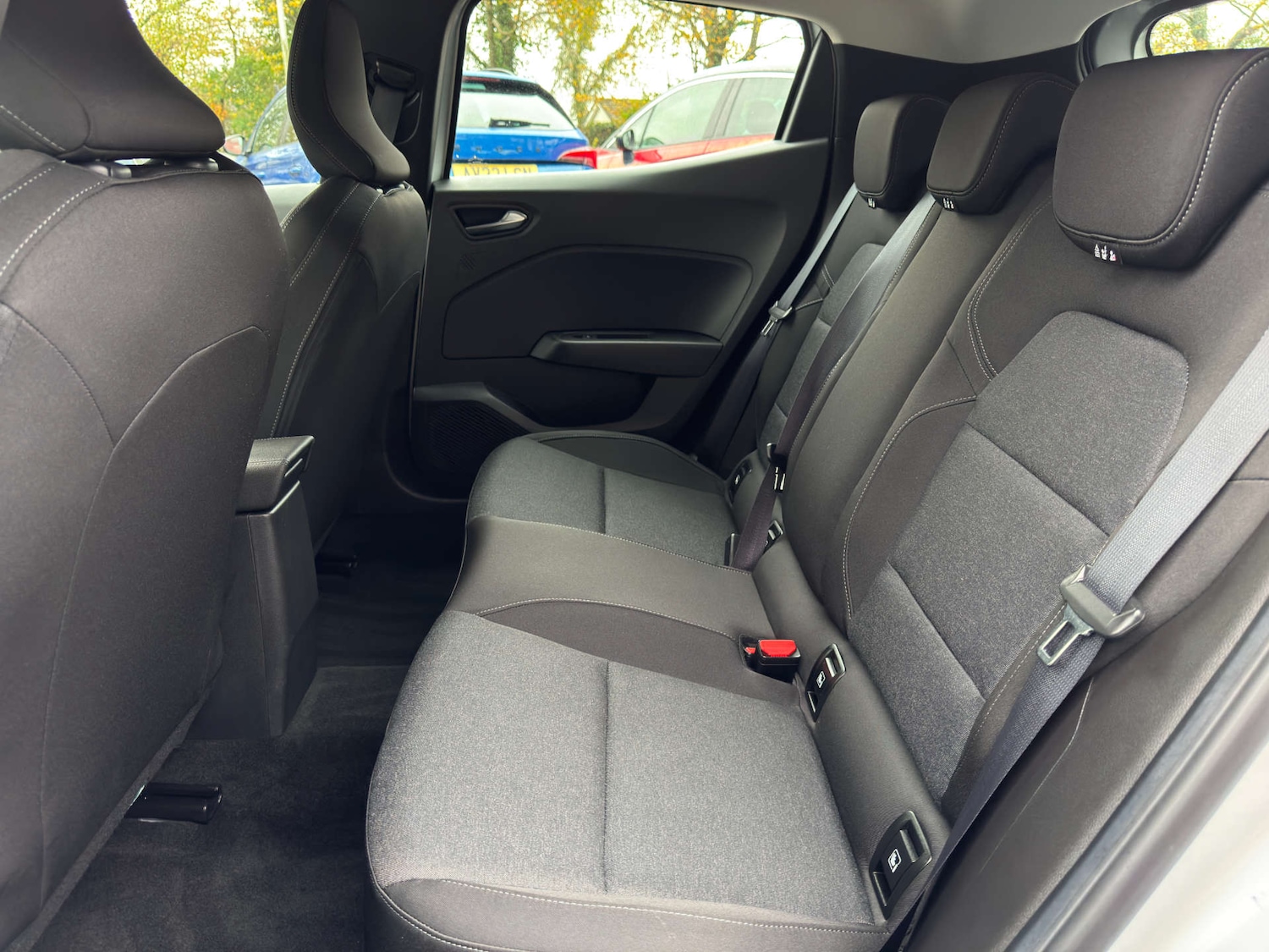 Used Renault Clio 2023 for sale - 76536184: Photo 14