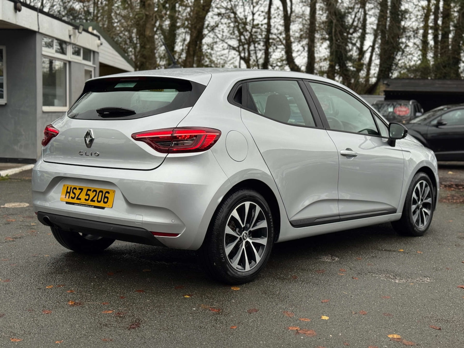 Used Renault Clio 2023 for sale - 76536184: Photo 7
