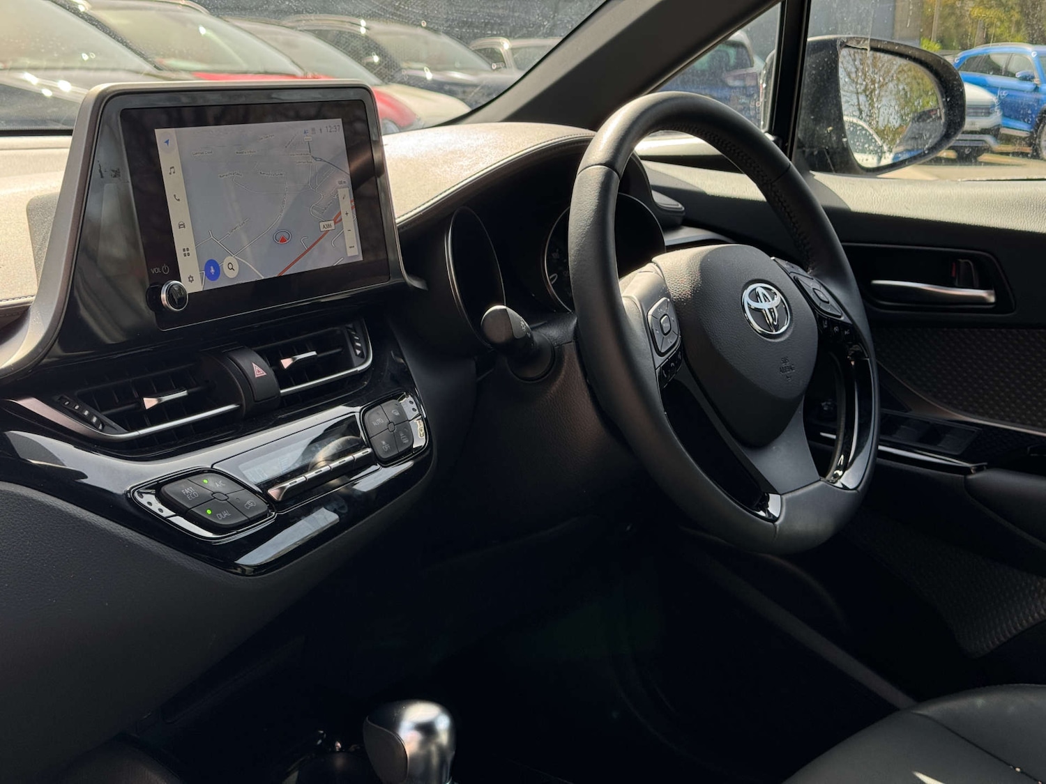 Used Toyota C-HR 2023 for sale - 78198773: Photo 2