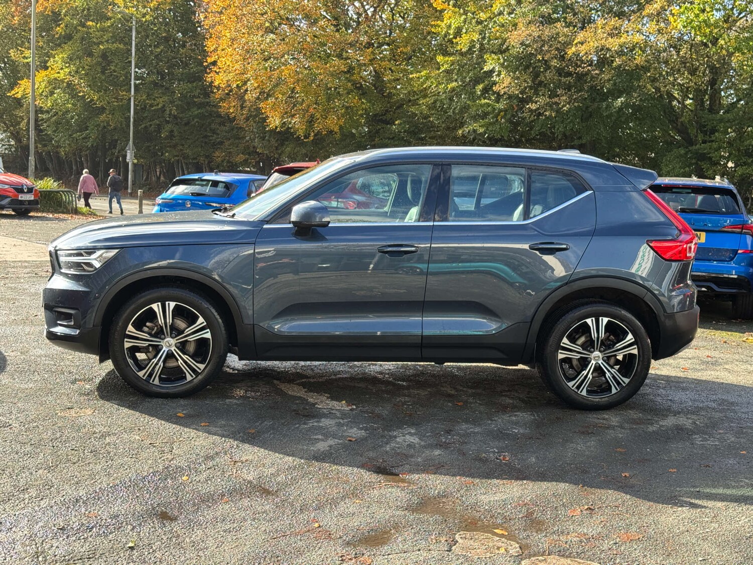 Used Volvo XC40 2020 for sale - 76379907: Photo 4