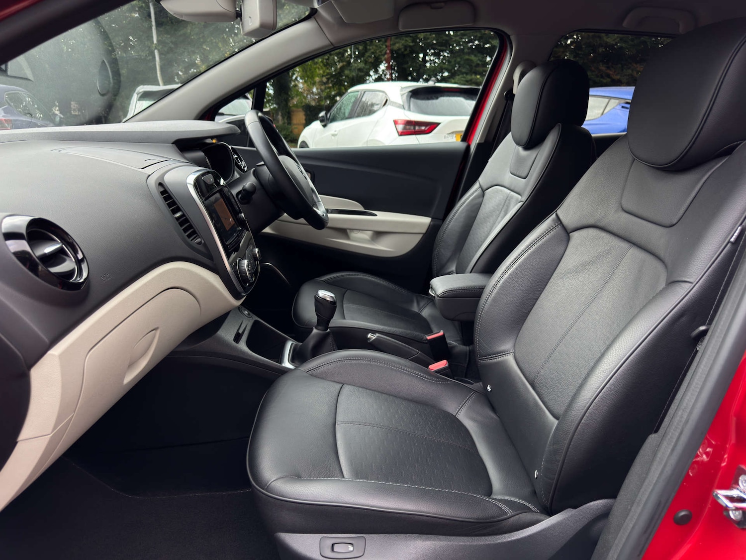 Used Renault Captur 2018 for sale - 76600584: Photo 13