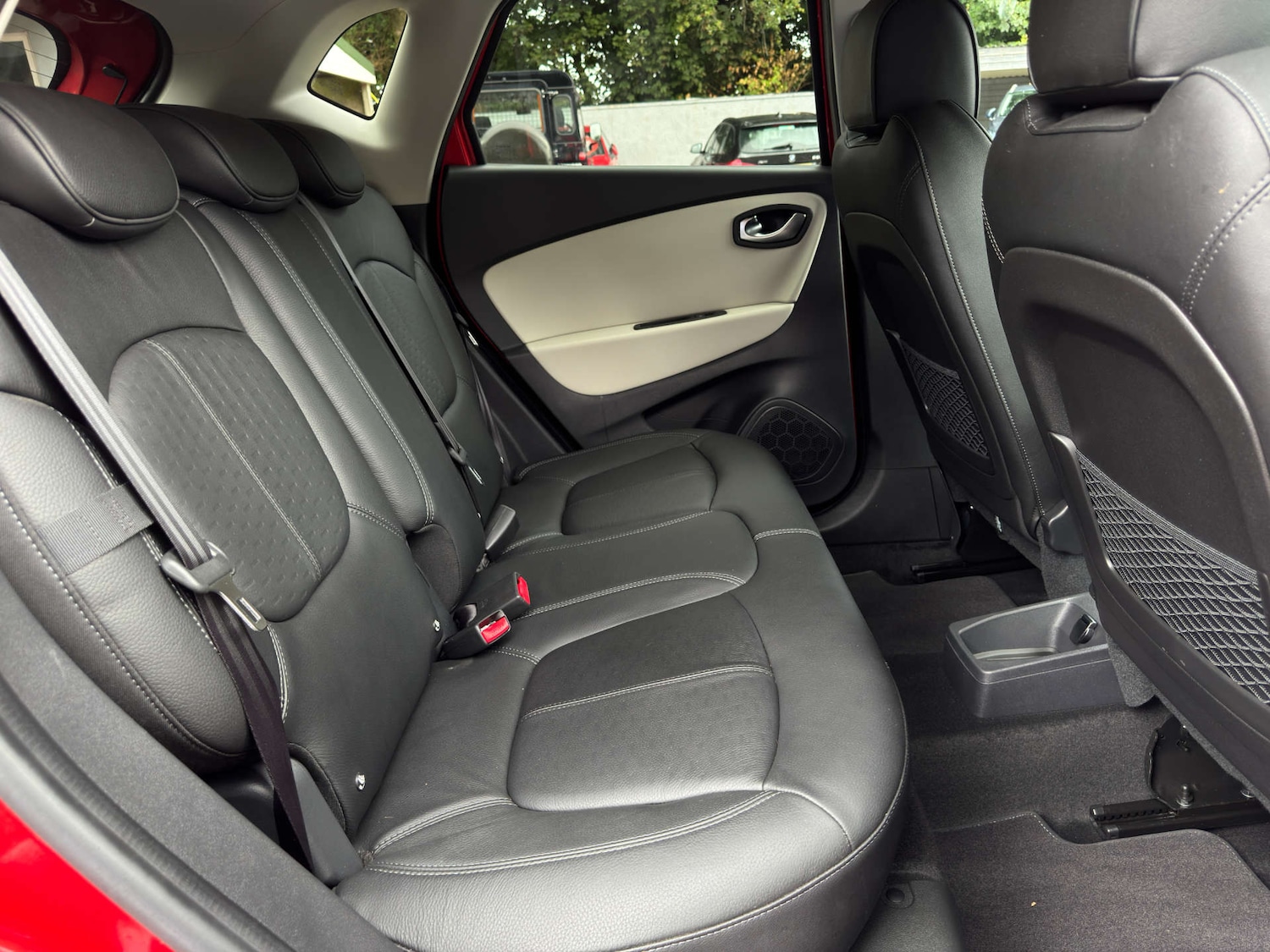 Used Renault Captur 2018 for sale - 76600584: Photo 15