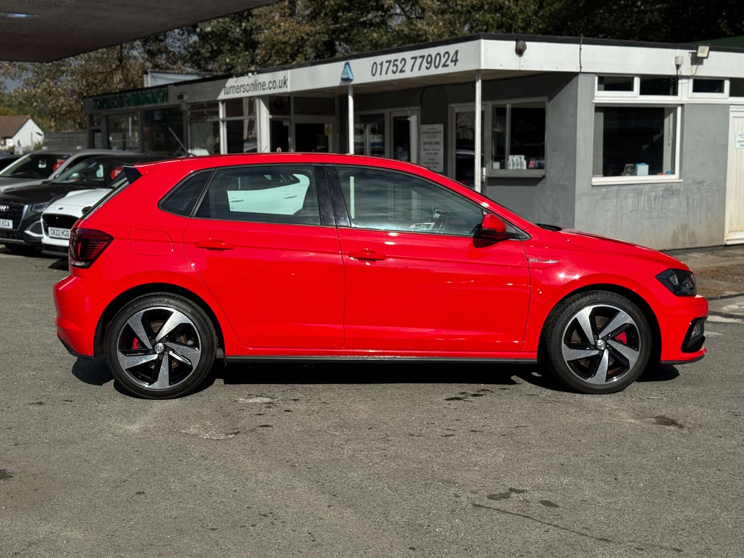 Used Volkswagen Polo 2019 for sale - 76363527: Photo 8