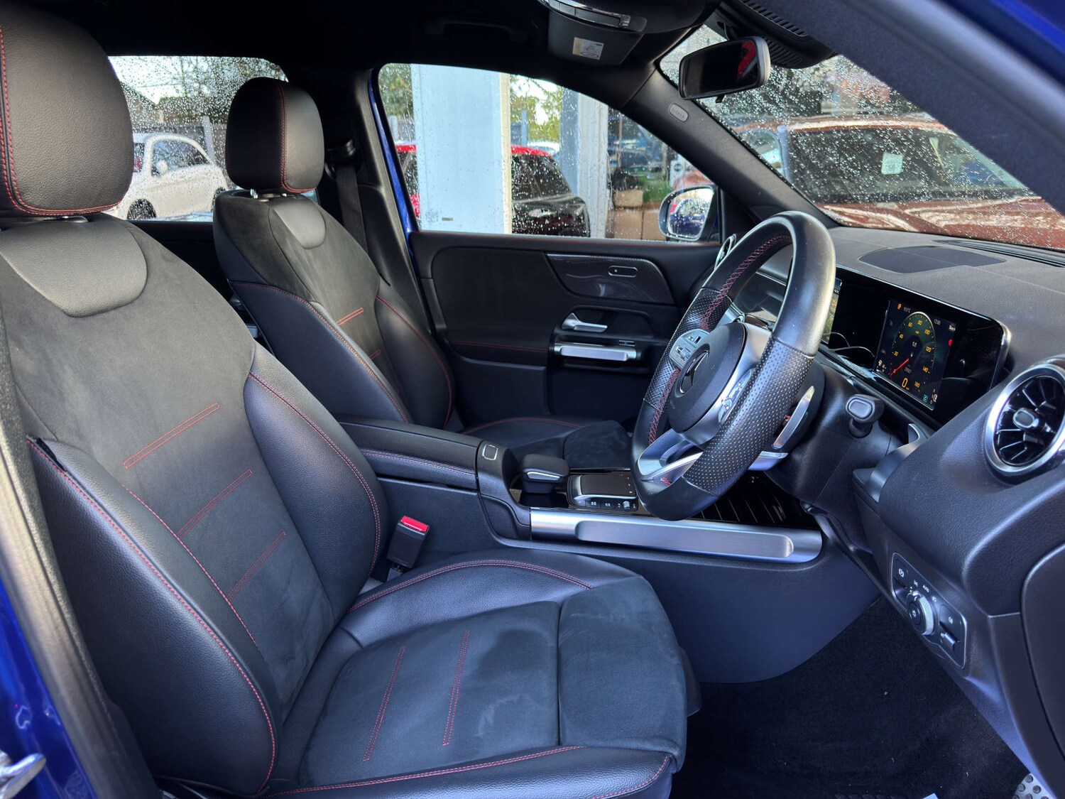 Used Mercedes-Benz GLB 2021 for sale - 76686708: Photo 11