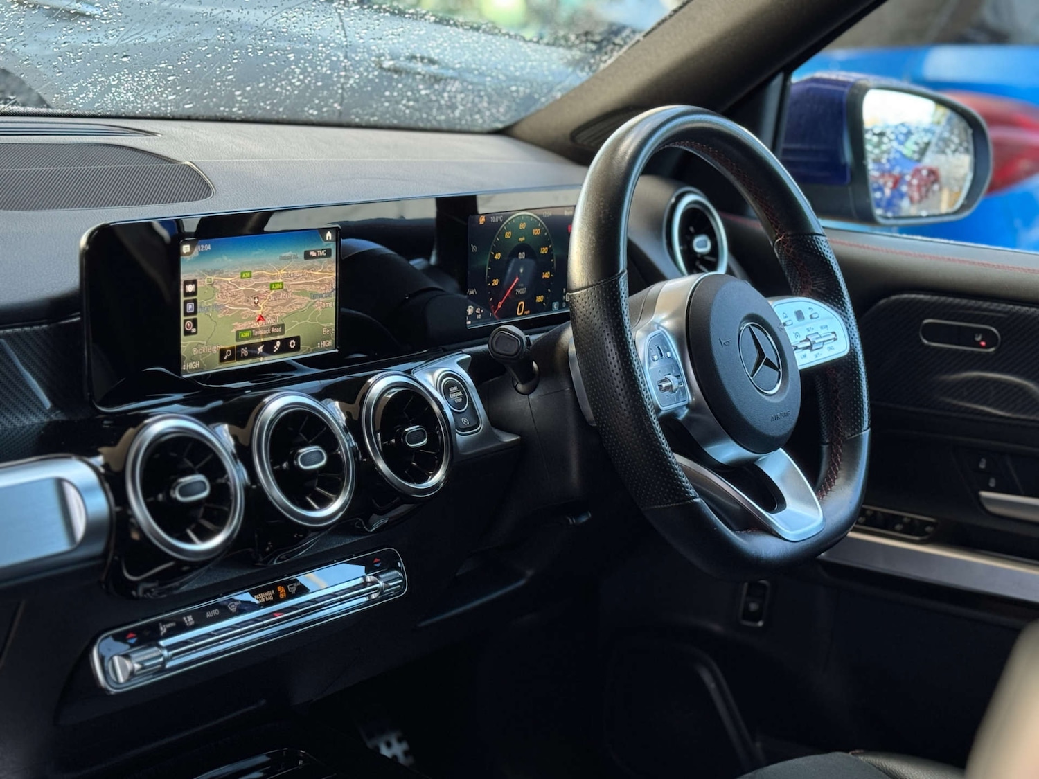 Used Mercedes-Benz GLB 2021 for sale - 76686708: Photo 2