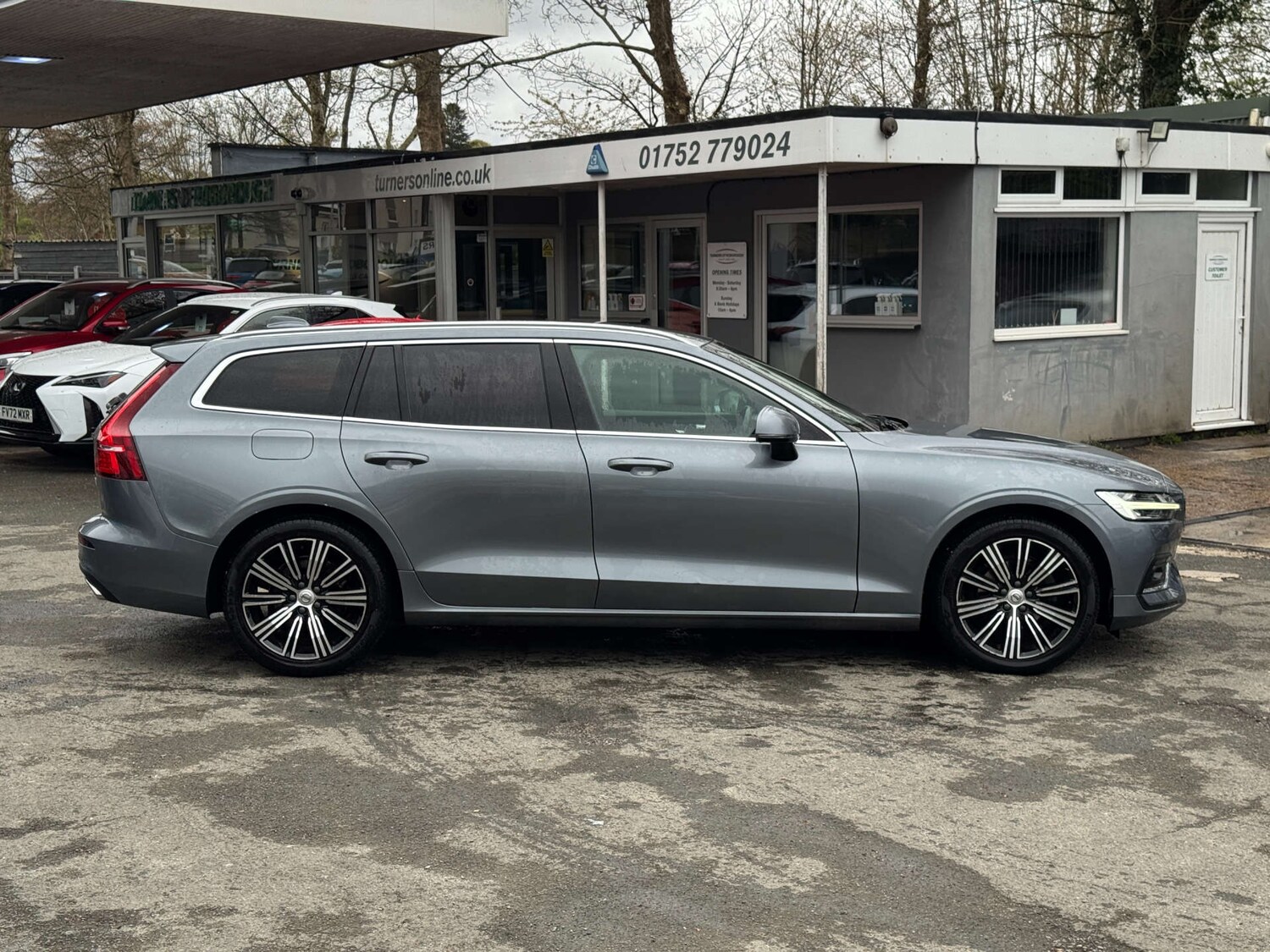Used Volvo V60 2019 for sale - 78198778: Photo 6