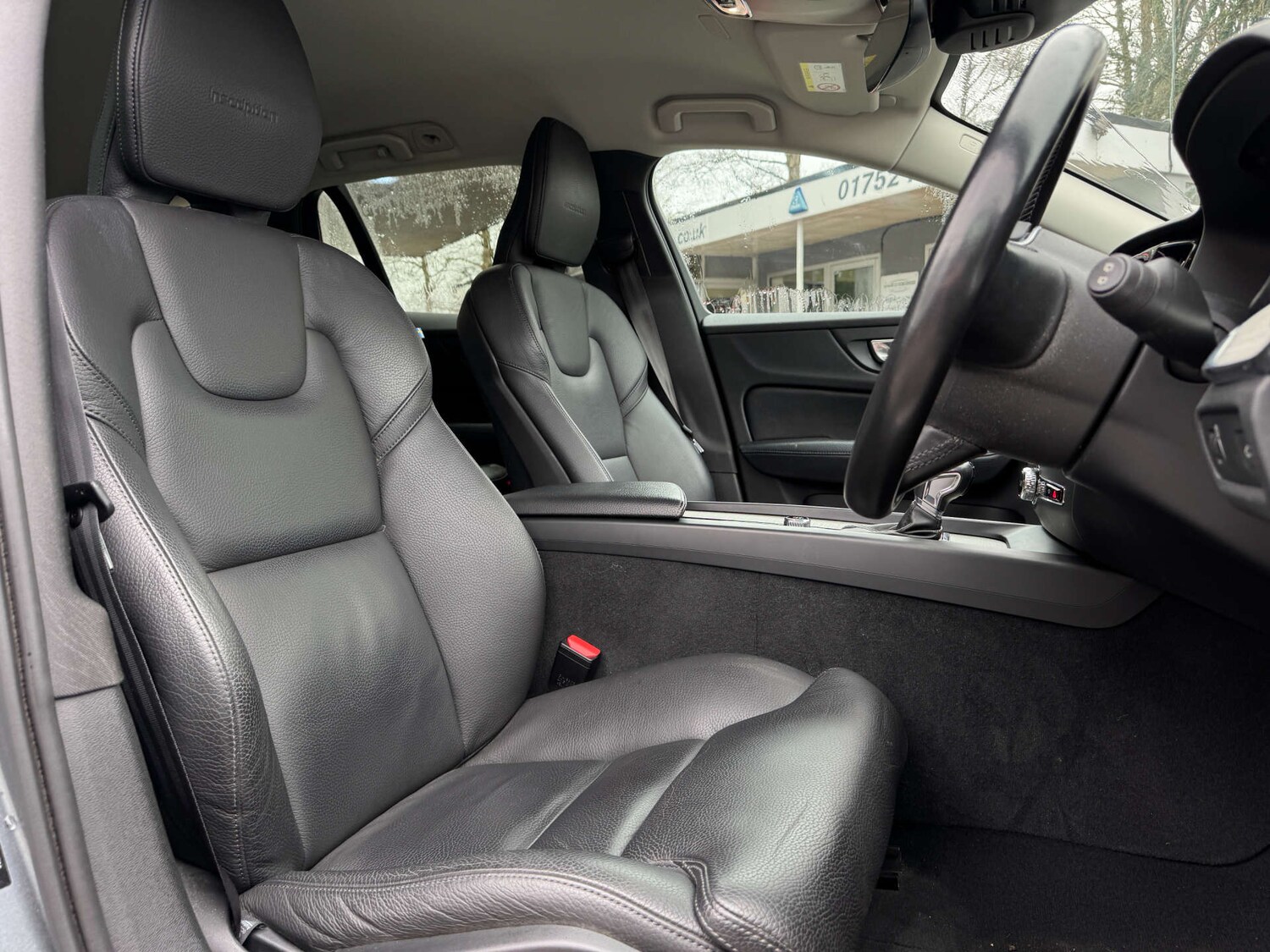 Used Volvo V60 2019 for sale - 78198778: Photo 8